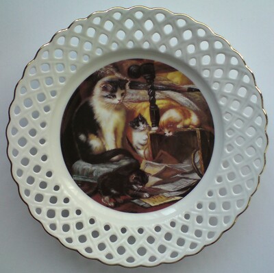 Noch ein Teller zum aufhängen. Motiv Bild mit Katzen.